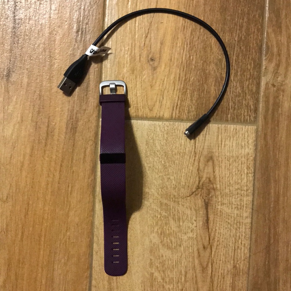 Fitbit Charge - image 1